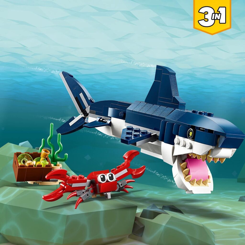 LEGO 31088 Creator 3in1 Deep Sea Creatures: Shark, Crab, Squid or Angler Fish Sea Animal Toys, Christmas Treat, Figures Set, Gifts for 7 Plus Year Old Girls and Boys