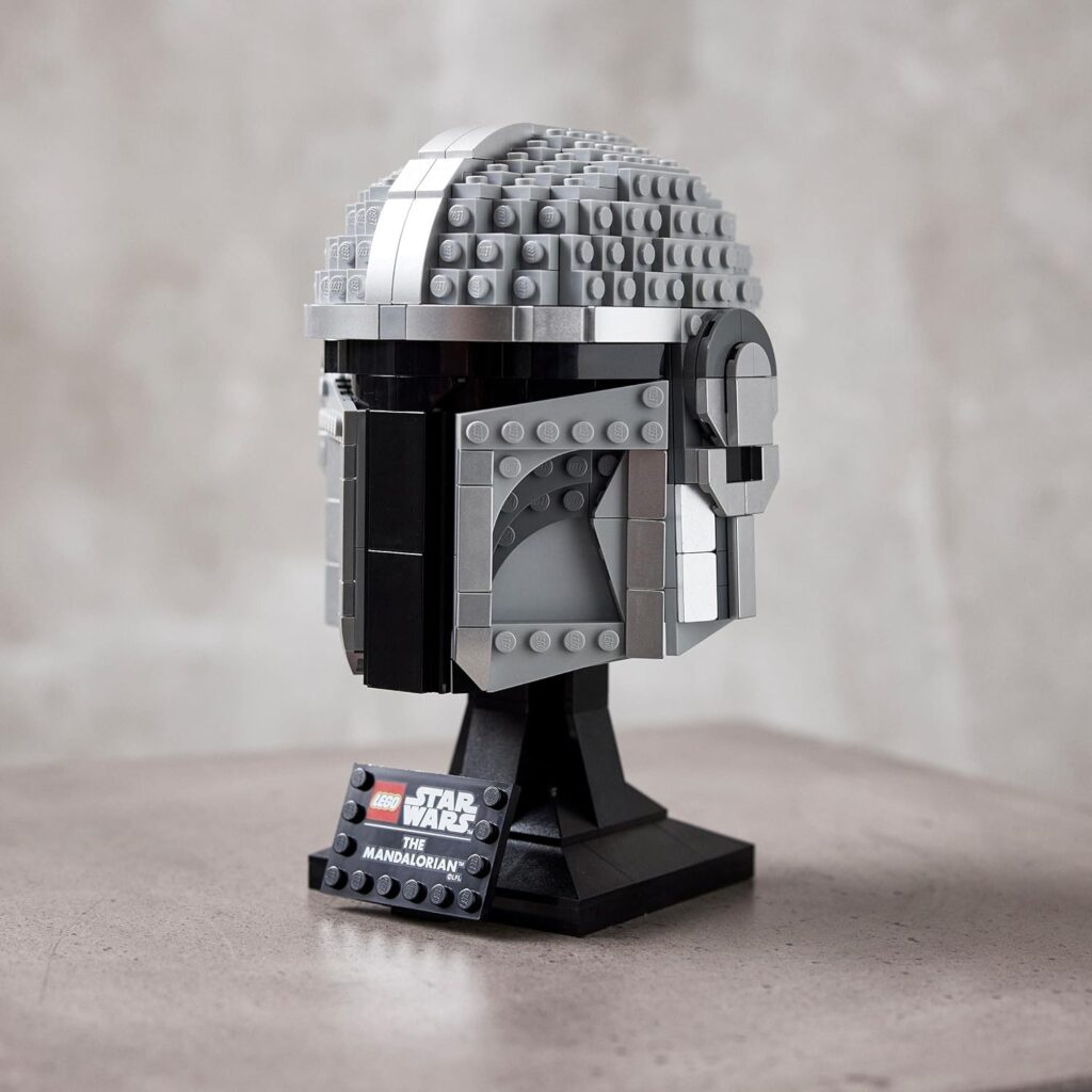 LEGO 75328 Star Wars The Mandalorian Helmet Buildable Model Kit, Display Collectible Decoration Set for Adults, Men, Women, Mum, Dad, Collectible Gift Idea