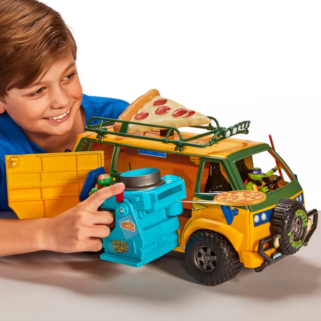 Teenage Mutant Ninja Turtles 83468CO Mutant Mayhem Pizza Fire Delivery Van. Ideal Present for Boys 4 to 7 Years and TMNT Fans, Orange